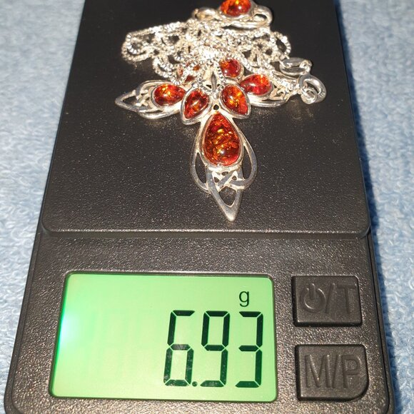 Wonderful 2.25’’ Large Baltic Amber Sterling Silver Cross Pendant Necklace - Picture 7 of 11